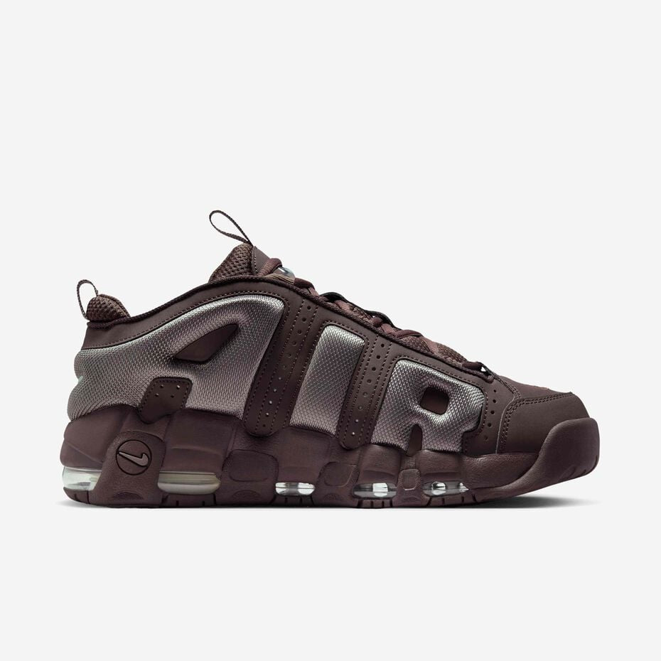 Nike Air More Uptempo Low dans le coloris "Baroque Brown / Cave Stone"