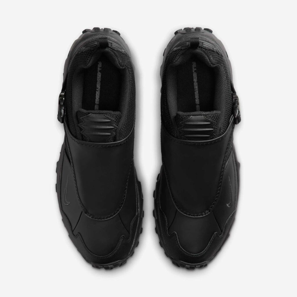 Nike ACG Phassad "Triple Black"Initialement commercialisé en 2003, ce modèle de trail running emblématique fait son grand retour