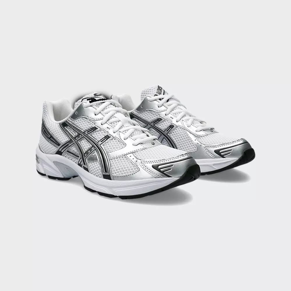 ASICS GEL-1130 dans son coloris classique White/Pure Silver.