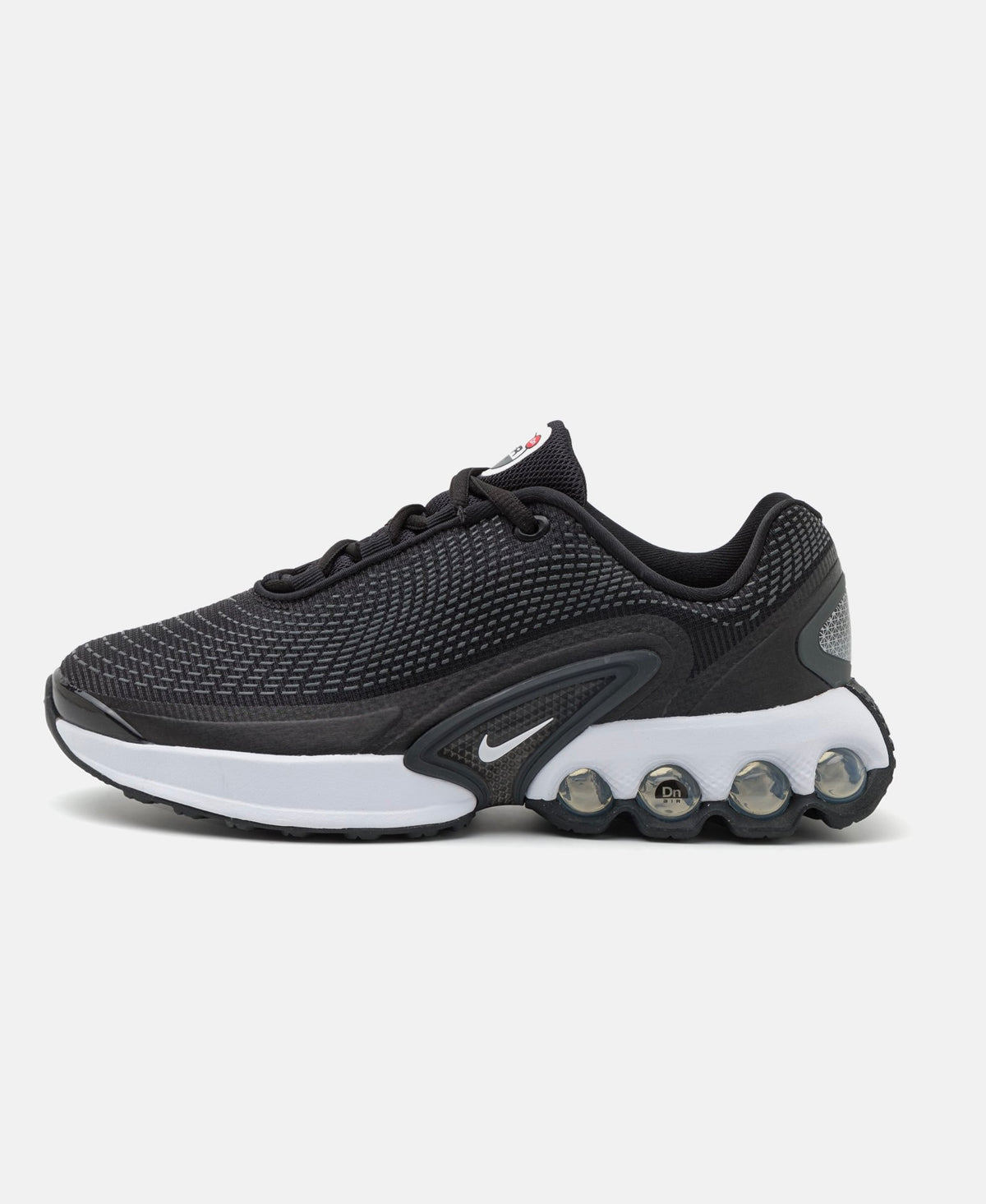 Nike Air Max Dn dans son coloris classique Panda (Black / White / Cool Grey / Pure Platinum).