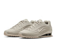 Nike Shox Z, ici présentée dans son coloris "Light Bone" / Beige