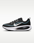 running Nike Vomero 18 GORE-TEX. Conçue avec une membrane en GORE-TEX pour garder les pieds au sec sous la pluie.