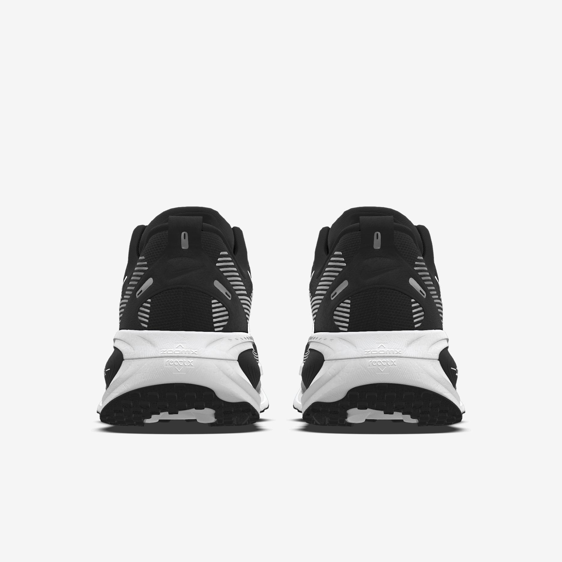Nike Vomero 18, une chaussure de running sur route performante conçue pour offrir un amorti maximal au quotidien.