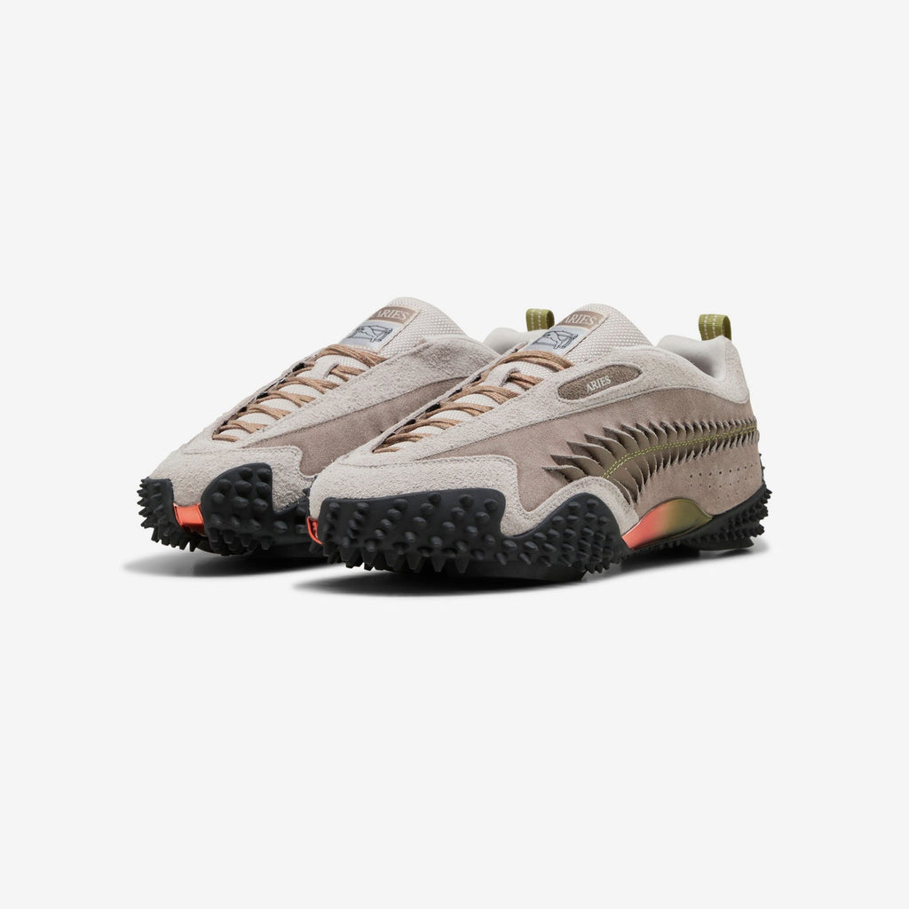 Puma x Aries Mostro Craft dans son coloris Ecru / Mouse Grey
