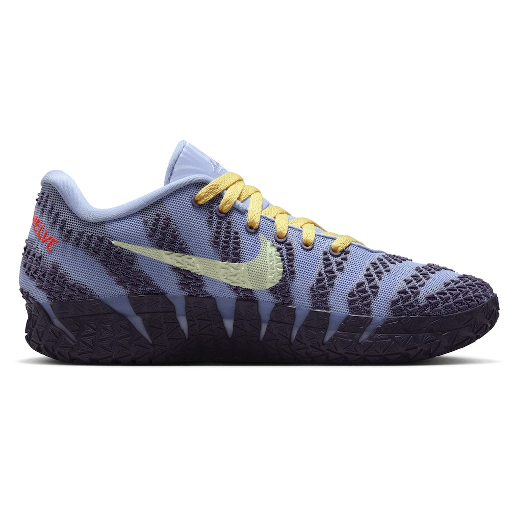Nike Ja 3 « Hustle & Flow » (également connue sous le nom de « Channel 12 »). Il s'agit du troisième modèle signature de la star de la NBA Ja Morant, conçu par Nike Basketball.
