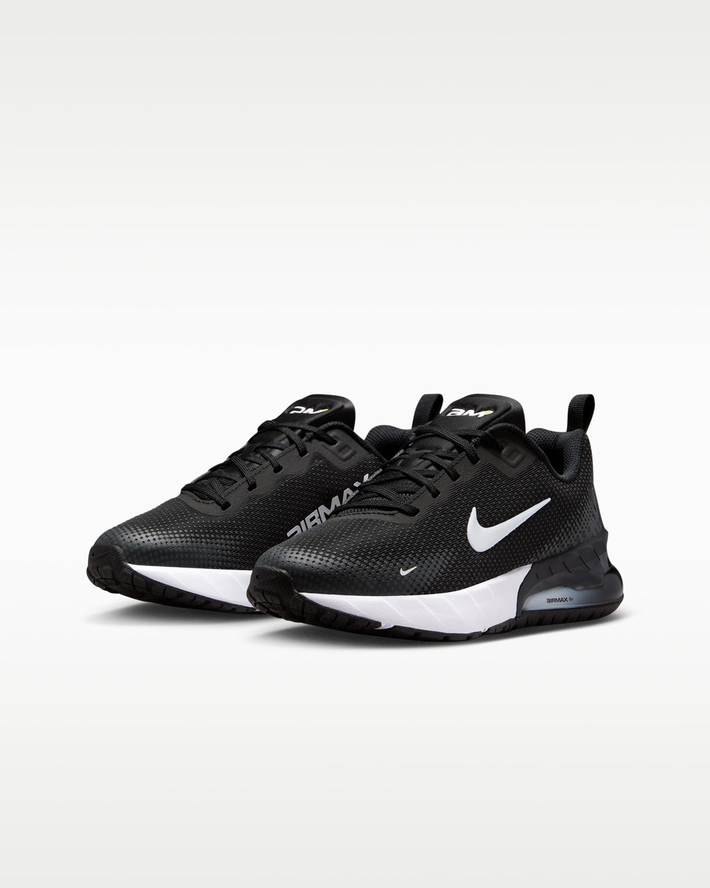 Nike Air Max Phoenix dans son coloris classique Noir/Anthracite/Smoke Grey/Blanc