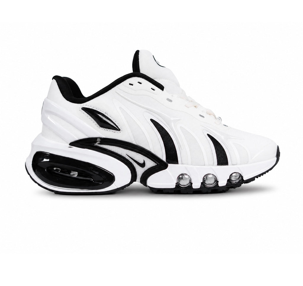 Nike Air Max Dn8, affichant un coloris épuré blanc et noir