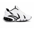 Nike Air Max Dn8, affichant un coloris épuré blanc et noir