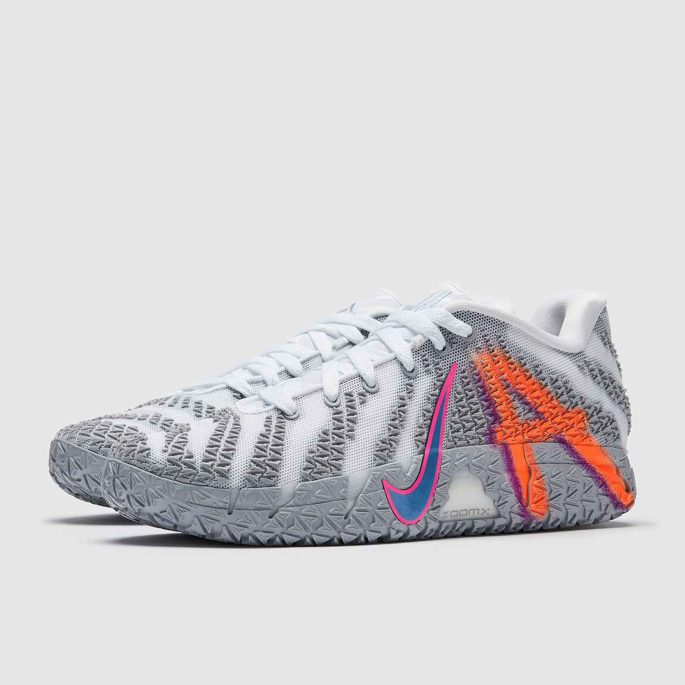 Nike Ja 3 « Light Show » (code style : HF2793-100). Il s'agit du troisième modèle signature du joueur de la NBA Ja Morant.