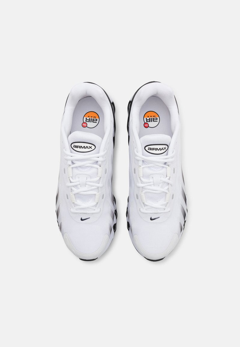 Nike Air Max Dn8 dans son coloris classique "Panda" (Blanc / Noir)
