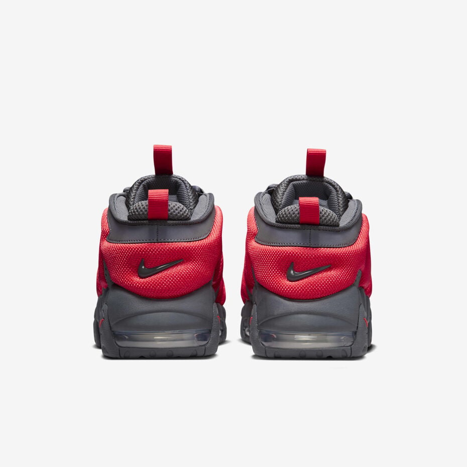 Nike Air More Uptempo Low, dans le coloris officiel Dark Grey / Light Crimson / Metallic Silver
