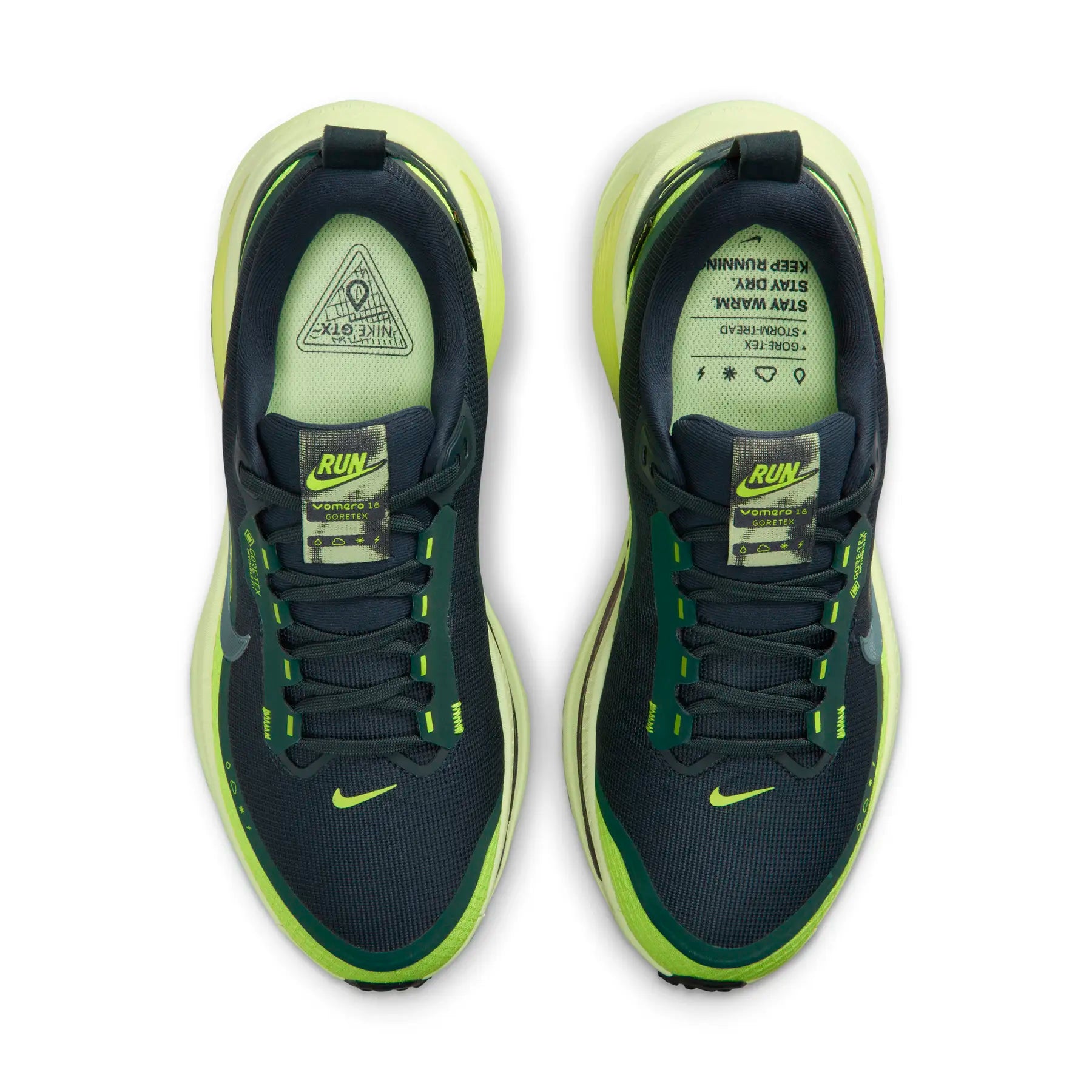 running Nike Vomero 18 GORE-TEX. Conçue avec une membrane en GORE-TEX pour garder les pieds au sec sous la pluie.