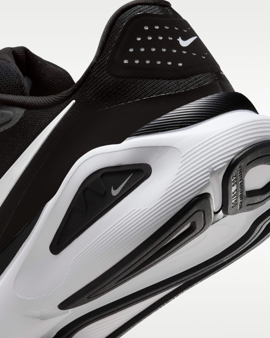 Nike Structure 26, une chaussure de running sur route réputée pour sa stabilité modérée et son confort quotidien.