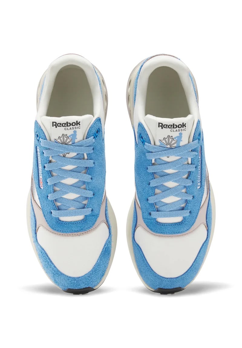 Reebok Classic ERS World Bleue et Blanche
