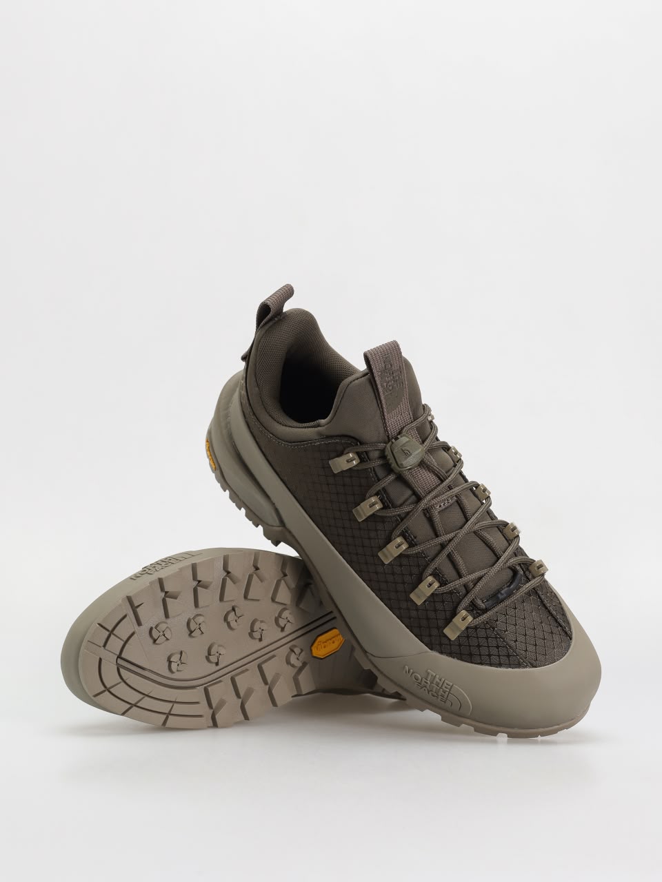 The North Face Glenclyffe Low de couleur Mushroom Grey/Mocha Brown