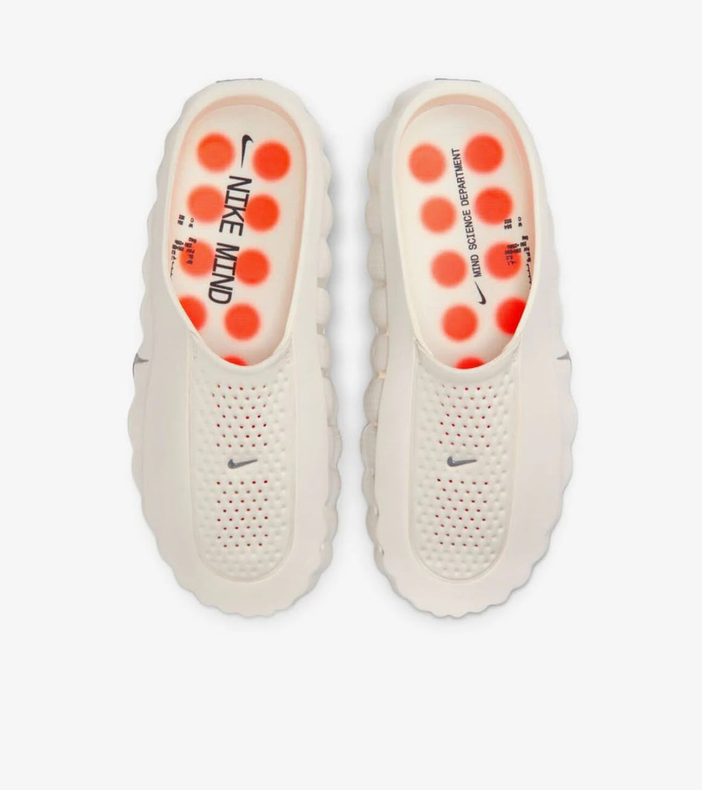 Nike Mind 001 WMNS "Light Smoke Grey"